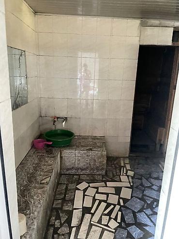 Продажа коттеджей и домов: Продаю дом! Ж/м Рухий Мурас 4 сотых Двор большой Есть баня Есть at lalafo.kg — 8 Продажа коттеджей и домов: Продаю дом! Ж/м Рухий Мурас 4 сотых Двор большой Есть баня Есть — 8