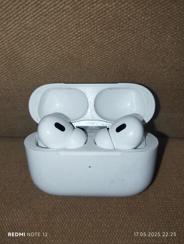 Наушники: Продаю наушники AirPods Pro (не оригинал) — люкс-качество! Звук