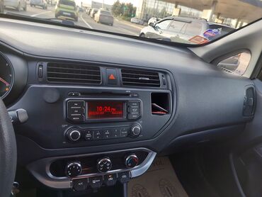 Kia: Kia Rio: 1.4 l | 2013 il Krossover — 8