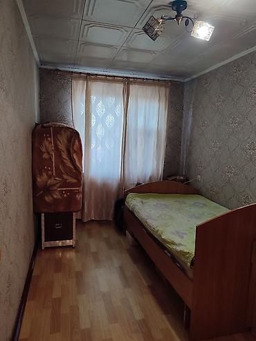 Продажа квартир: 2 комнаты, 42 м², Кудайберген авторынок 104 серия, 3 этаж, Старый ремонт — 2