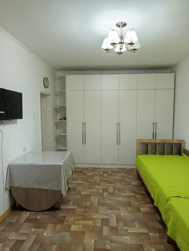 Продажа квартир: 2 комнаты, 65 м², Индивидуалка, 1 этаж, Косметический ремонт