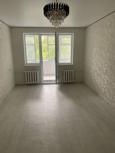 Продажа домов: 1 комната, 32 м², 104 серия, 4 этаж, Евроремонт