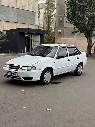 Daewoo Nexia: 2012 г., 1.5 л, Механика, Бензин, Седан