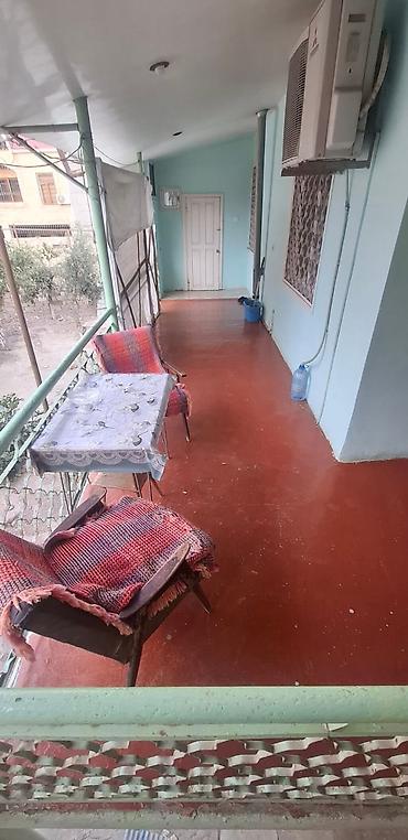hovsan kupcali heyet evi: Qaraçuxur qəs. 5 otaqlı, 160 kv. m — 8