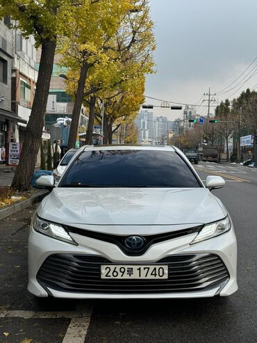 Toyota: Toyota Camry: 2020 г., 2.5 л, Вариатор, Гибрид, Седан