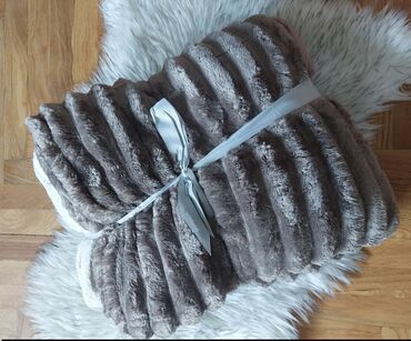 Ćebad i pokrivači: Pliš — 11