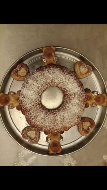 Aşpaz köməkçiləri: Aşpaz köməkçisi, Kişi, 17 yaş — 3