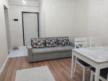 rent room: 1 бөлмө, Кыймылсыз мүлк агенттиги, Чогуу жашоосу жок, Толугу менен эмереги бар