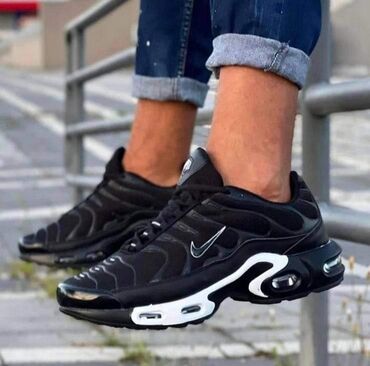 Women's Sneakers and athletic shoes: 41 — 2