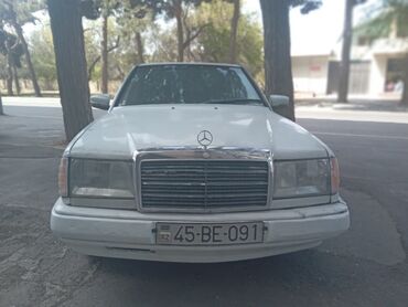 Mercedes-Benz: Mercedes-Benz E 200: 2 l | 1988 il Sedan