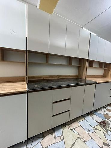 Кухонные гарнитуры: Кухонные гарнитуры современного дизайна - Прямые модули с верхними и — 11