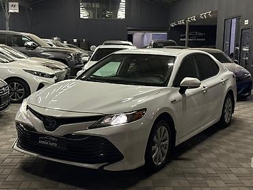 Toyota Camry: 2019 г., 0.5 л, Автомат, Гибрид