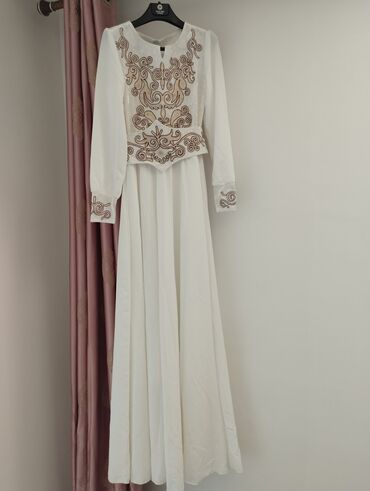 платье белый: Вечернее платье, S (EU 36)
