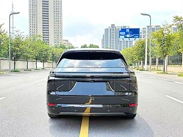 li l9 max: Lixiang L7: 2025 г., 1.5 л, Автомат, Гибрид, Внедорожник — 7
