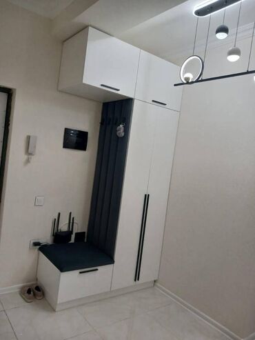 Yeni tikili: Saray MTK -da 3 cü mərtəbədə 92 kv ölçüdə ev satılır.İlkin ödəniş — 4