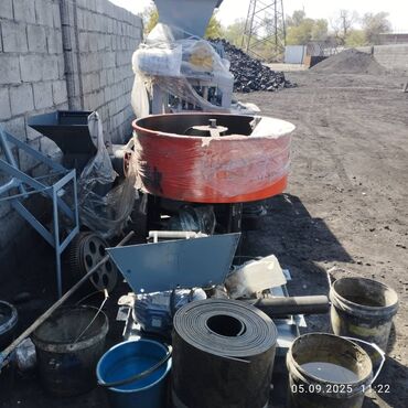 куплю газабетоные оборудование для производства газаблока: Комплект оборудования для производства стеновых блоков и тротуарной