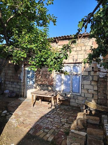 Həyət evləri və villaların satışı: Satılır: həyətli ev - Tikinti materiali: daş və kərpic - Dam örtüyü — 3