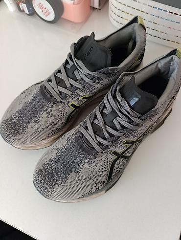 триколор: Мужские кроссовки, 45, Asics, Б/у, цвет - Серый, Самовывоз — 2