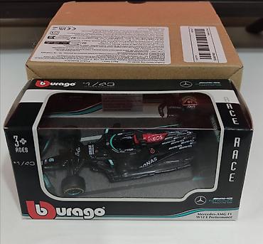 Модели автомобилей: Продаю модели болидов bburago, смотрите на фото, цена за каждый 1150 — 3