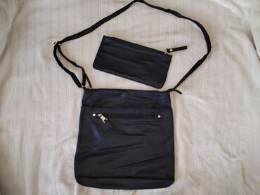 mona bez tasne: Shoulder bag, Avon