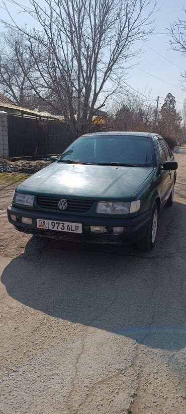 купить машину чанган: Volkswagen Passat: 1994 г., 1.8 л, Механика, Бензин