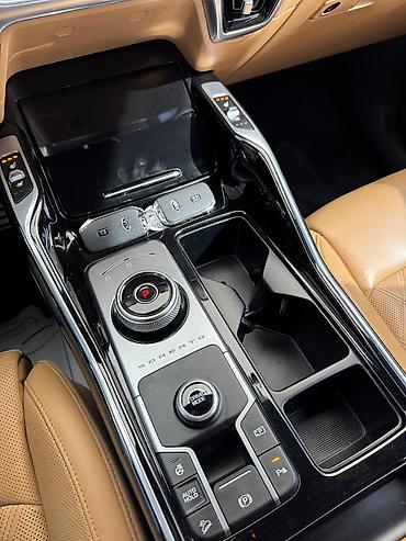 Kia: Kia Sorento: 2020 г., 1.6 л, Автомат, Бензин — 19