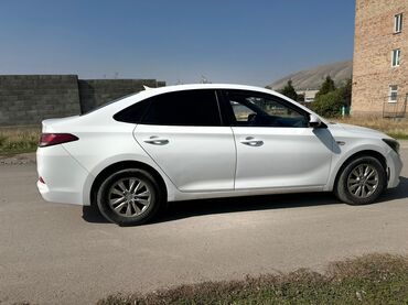 Hyundai: Hyundai : 2019 г., 1.6 л, Автомат, Бензин, Седан — 5