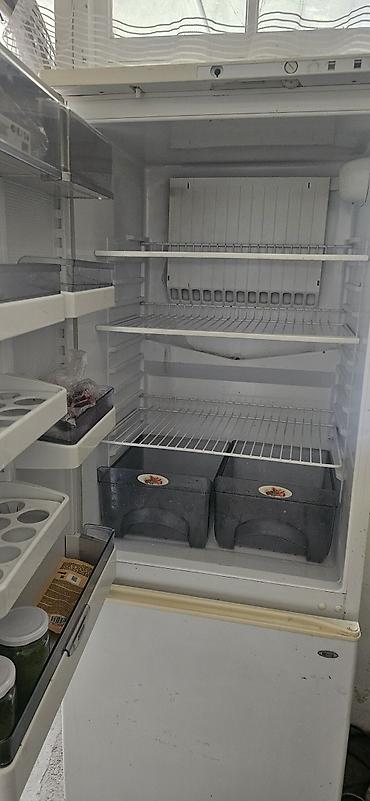 мерседес 124 2 2: Холодильник Атлант (двухкамерный) б/у 15000сом Холодильник XINGX — 2