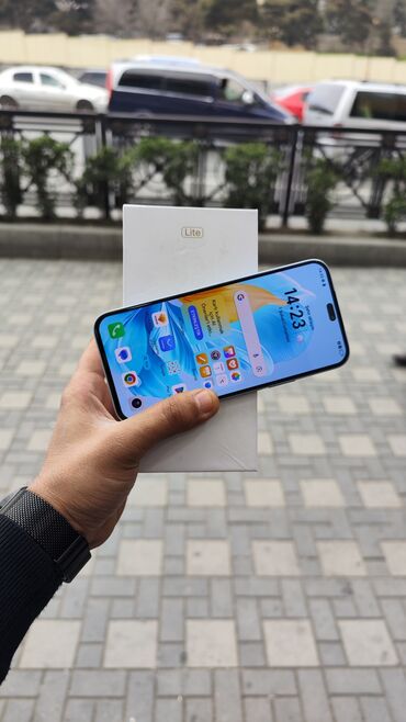 xacmaz telefonlar: Honor 200 Lite, 256 GB, rəng - Göy, Barmaq izi, Face ID