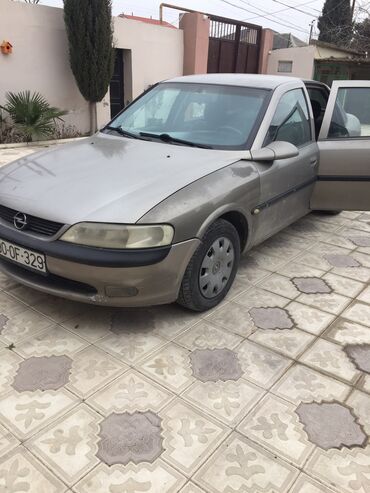 Opel: Opel Vectra: | 1996 il