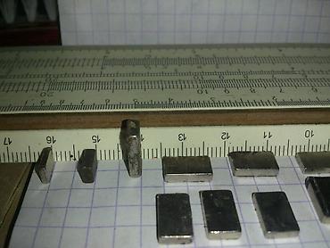 Другие аксессуары для салона: Неодимовые магниты. Разного размера и формы. Образцы на фото, линейка — 21