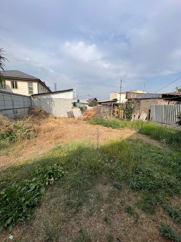 продаю дом бишкек маевка: Дом, 91 м², 3 комнаты, Собственник, Старый ремонт
