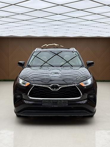 тойоьа: Toyota Highlander: 2022 г., 3.5 л, Автомат, Бензин, Кроссовер — 1