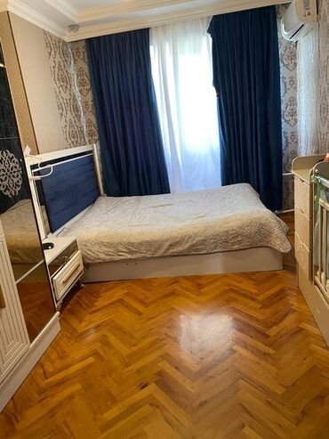 Uzunmüddətli kirayə mənzillər: 3otaqlı mənzil – zövqlə təmirli və tam mebellidir.Xətai rayonu — 10