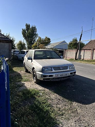 вента 1 8: Volkswagen Vento: 1991 г., 1.6 л, Механика, Бензин, Седан — 1