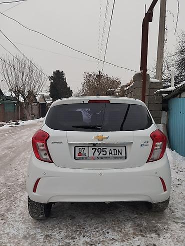 Chevrolet: Chevrolet Spark: 2018 г., Автомат, Бензин, Хэтчбэк — 3