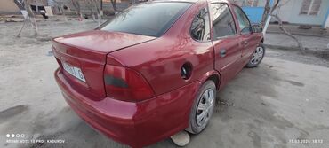 опель вектра б: Opel Vectra: 1996 г., 1.6 л, Механика, Бензин, Седан