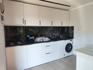 Продажа домов: Коттедж, 220 м², 9 комнат, Собственник — 25