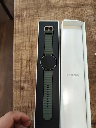 uni c: İşlənmiş, Smart saat, Samsung, Sensor ekran, rəng - Yaşıl