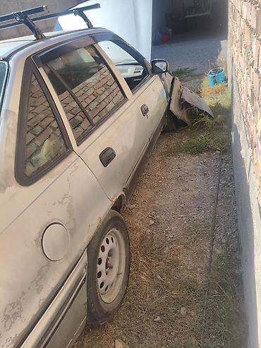 Daewoo: Daewoo Nexia: 2007 г., 1.6 л, Механика, Бензин, Седан — 4