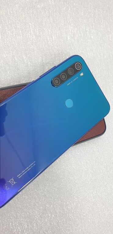 магнит на телефон: Xiaomi, Redmi Note 8, Б/у, 64 ГБ, цвет - Синий, 2 SIM