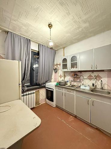 Продажа квартир: 3 комнаты, 58 м², 104 серия, 1 этаж, Косметический ремонт — 12