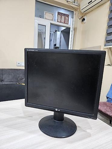 monıtor: LG Flatron L1734S monitor - Ekran ölçüsü: 17 düym (5:4 nisbəti) - — 1