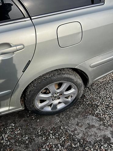 Toyota: Toyota Avensis: 2003 г., 2 л, Автомат, Бензин, Универсал — 7