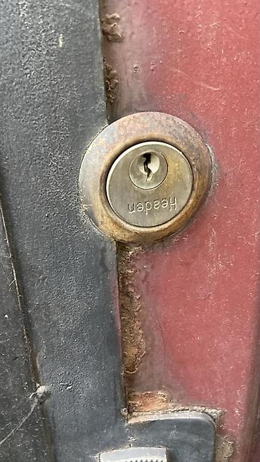 lock master: Аварийный вскрытие замков 
ремонт и замена реставрация — 5