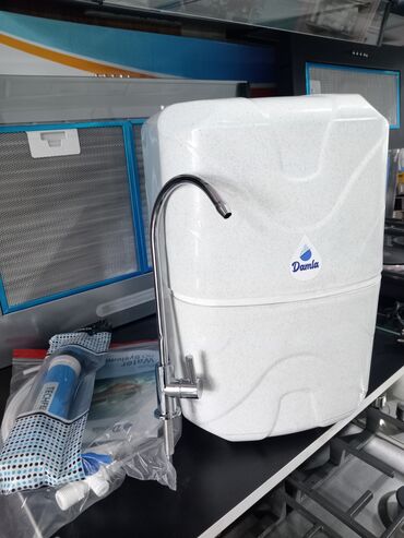 kombaynlarin qiymeti: Su filter DAMLA POMPALİ 350azn deyil 200azn yenidir luxs krant, 8L