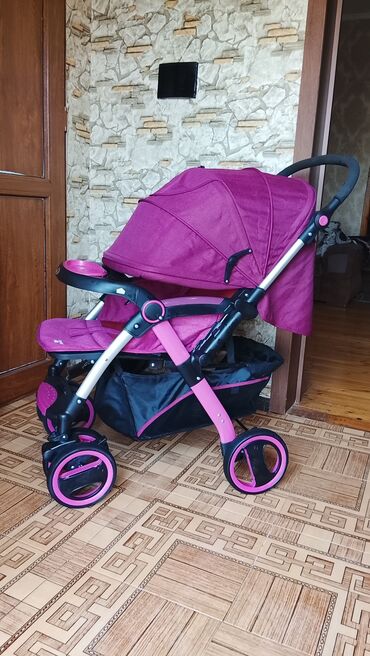 Gəzinti arabaları: Klassik gəzinti arabası, Mothercare, İşlənmiş, Yaş: 30 ay, Ünvandan götürmə, Ödənişli çatdırılma