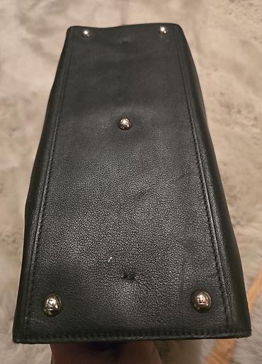 Torbe: Fendi 3Jours kožna torba. Ovaj model je evolucija klasične 2Jours — 8