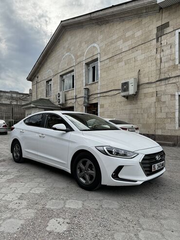 ford mondeo седан: Hyundai Avante: 2018 г., 1.6 л, Автомат, Бензин, Седан