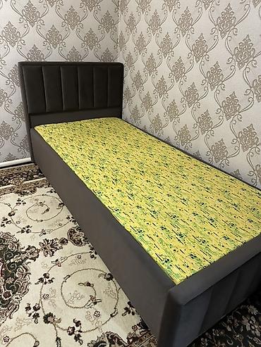 bunk bed: Односпальная кровать с мягким изголовьем - Размер спального места — 1